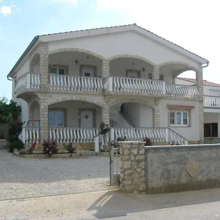 Stjepan Veselko Apartment *