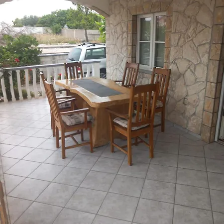 Stjepan Veselko * Vir