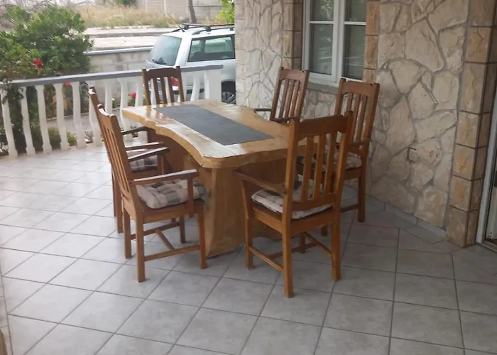 Stjepan Veselko * Vir